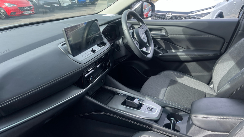 Nissan Qashqai 1.5 E-Power N-Connecta [Glass Roof] 5dr Auto Hybrid Hatchback